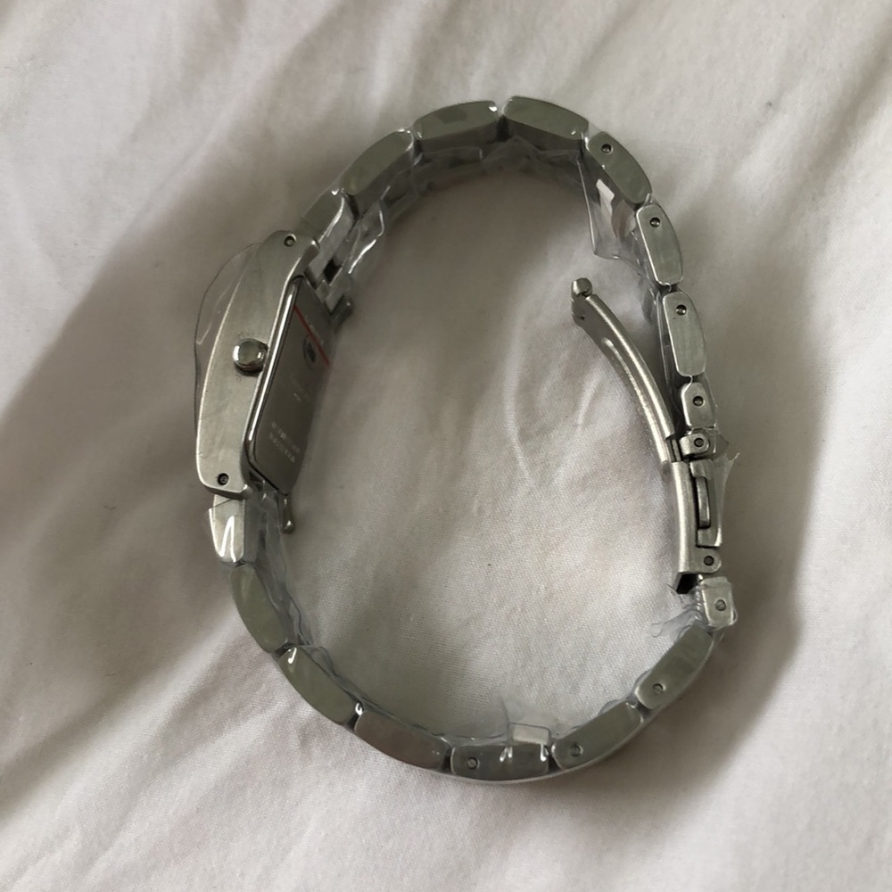 Kenneth Cole Watch - Picture 3 of 4